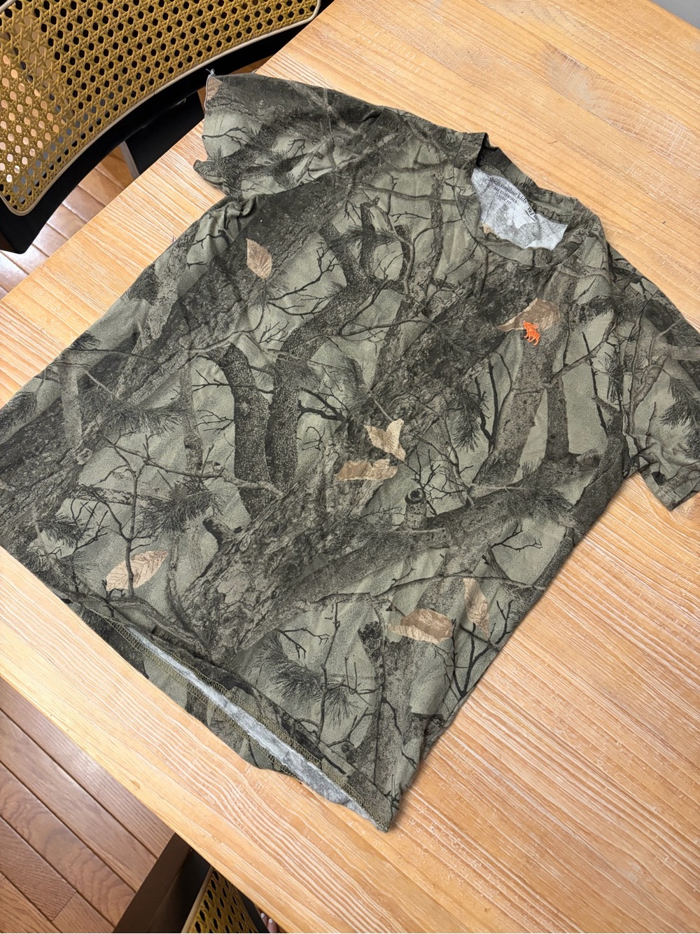 Abercrombie & Fitch Boys Camo Shirt Size 15/16